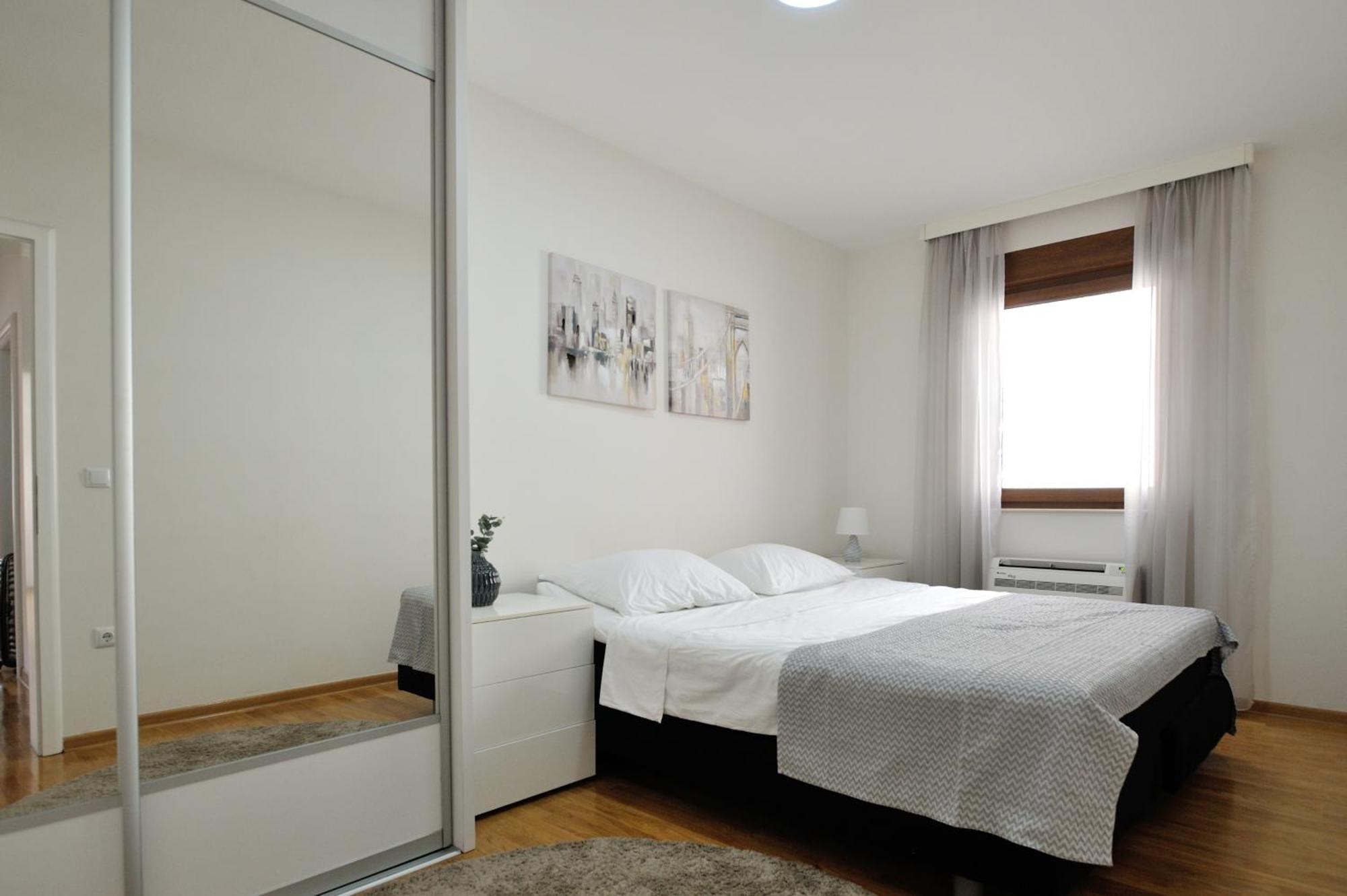 Captain'S Luxury Apartments Mostar Bagian luar foto