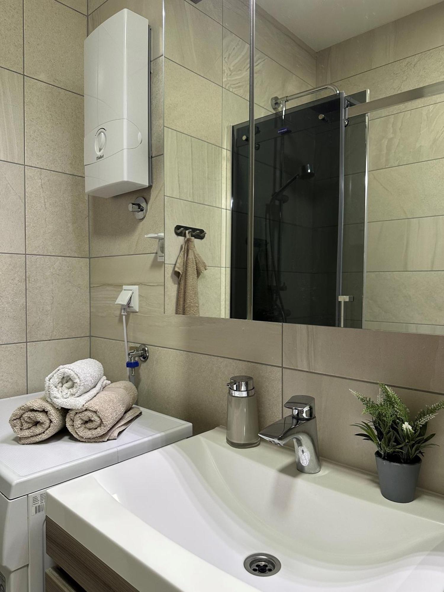 Captain'S Luxury Apartments Mostar Bagian luar foto