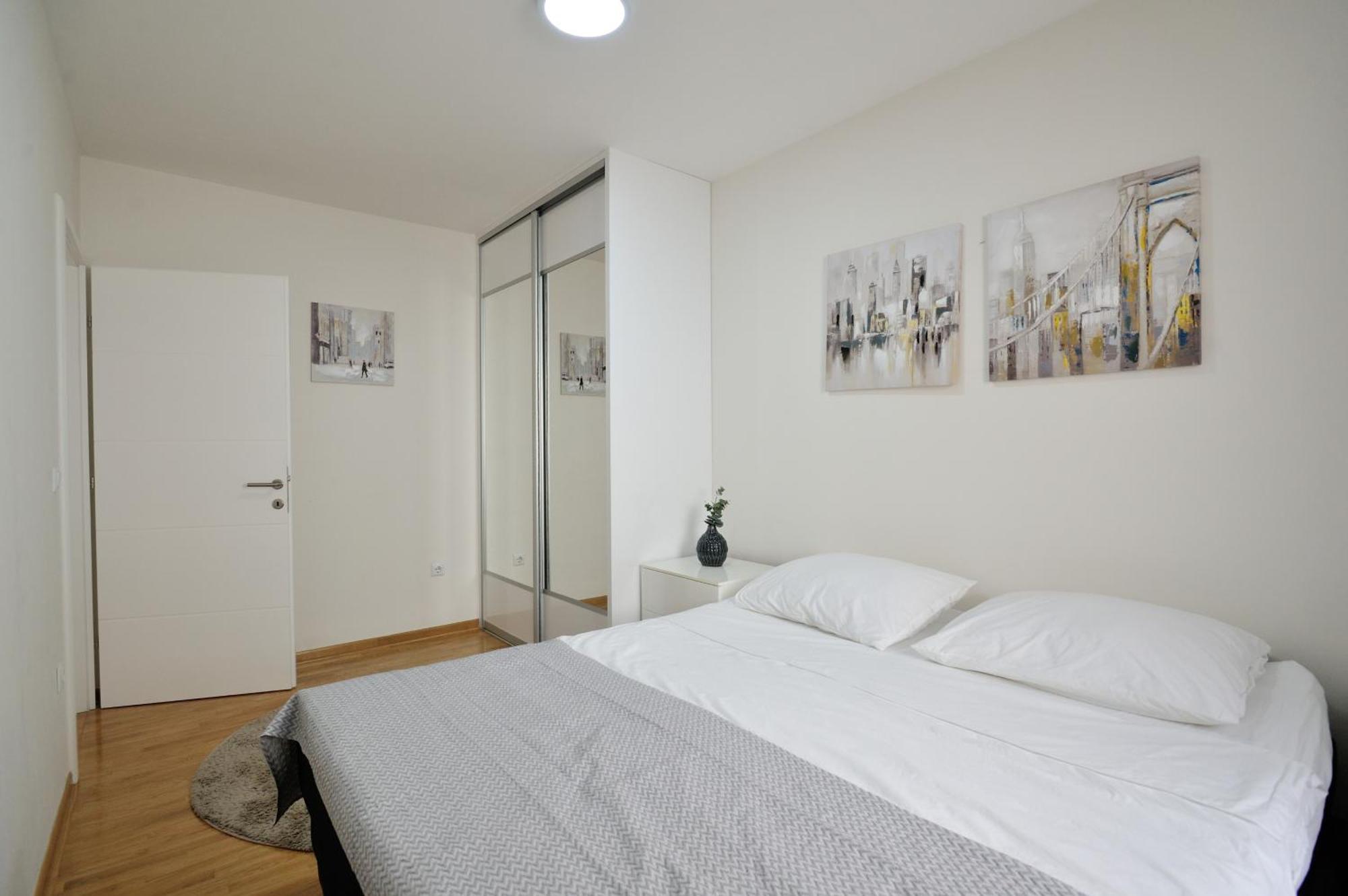 Captain'S Luxury Apartments Mostar Bagian luar foto